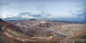Photo of an open pit mine in Arizona