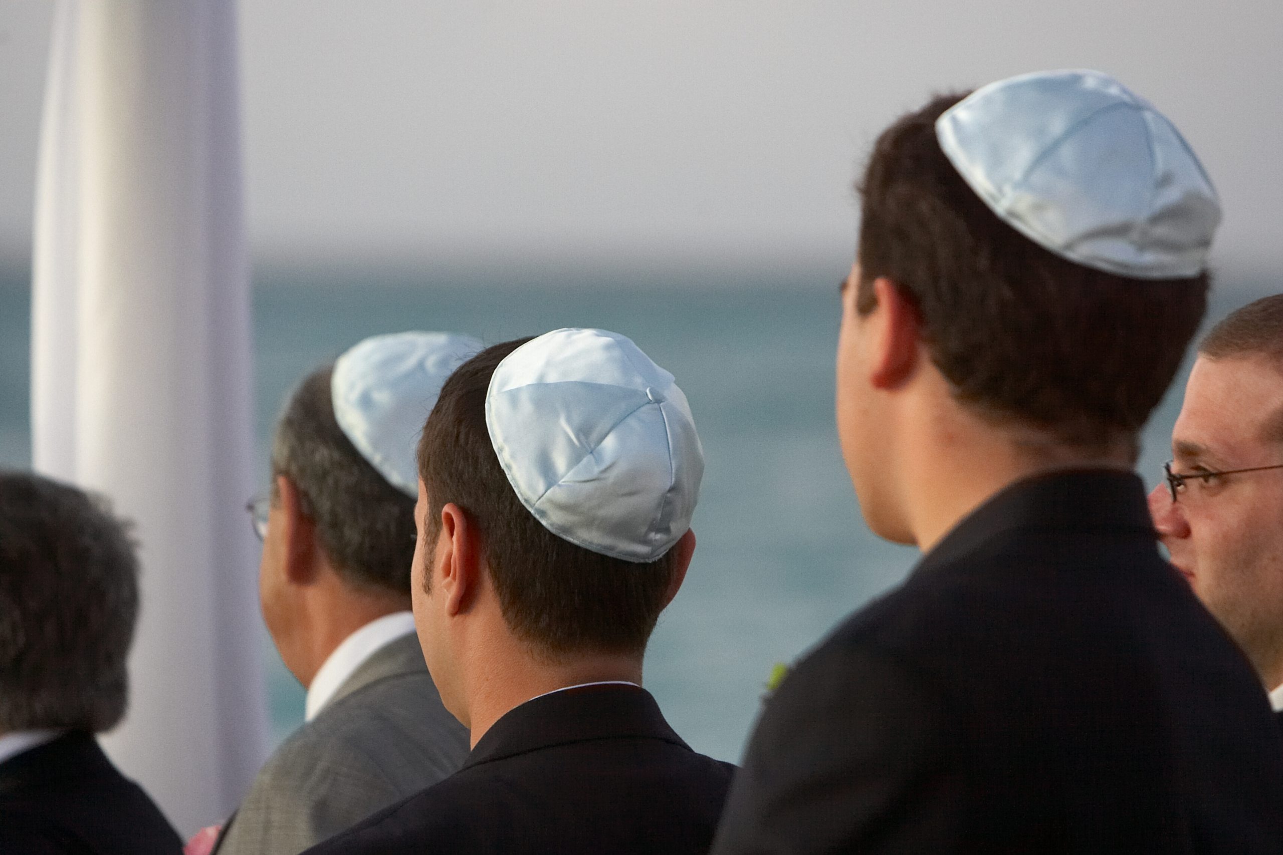 Image showing men wearing kippas